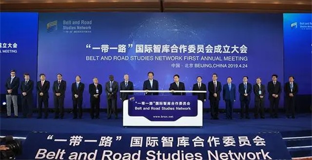 美国对华关系处理已经失去历史正义，世界大变局为时不远