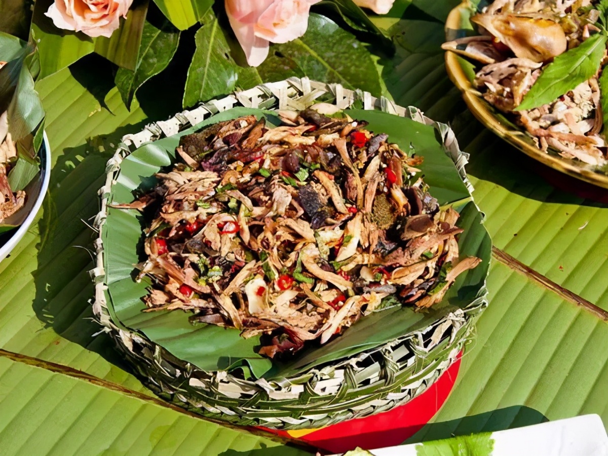Check out the special cuisines of various cities in Yunnan, there must be something you haven't eaten