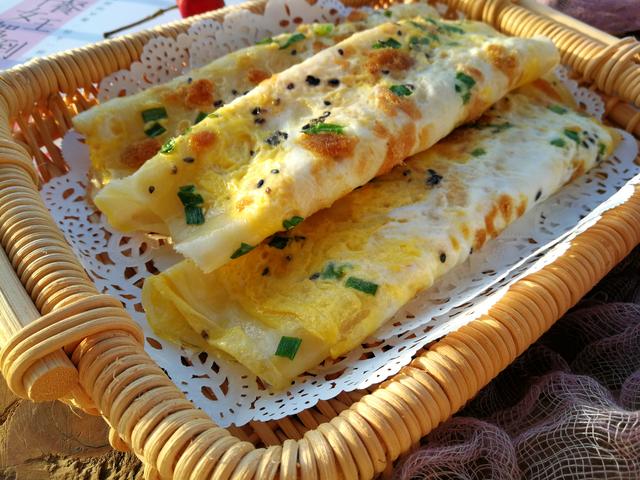 头伏饺子二伏面，三伏烙饼摊鸡蛋，分享6种鸡蛋早餐饼的做法