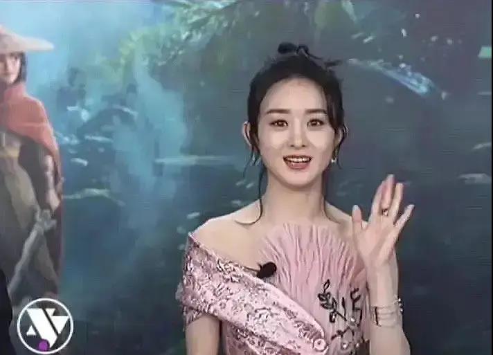 同是状态不好，赵丽颖与唐嫣的评价却呈两极，