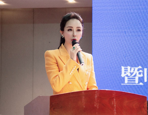 红樱桃熟啦，咱们一起去“尝鲜”