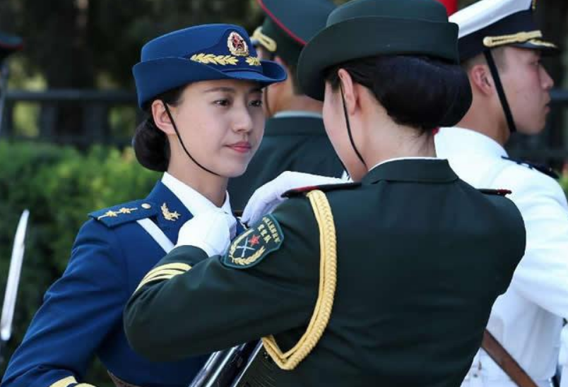 2021年兵开始了，身高过158cm就可报名，大学生优