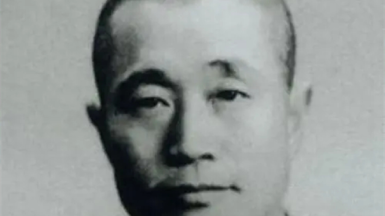 郭汝瑰是蒋介石心腹，杜聿明去世前问他：你当年到底是不是共产党