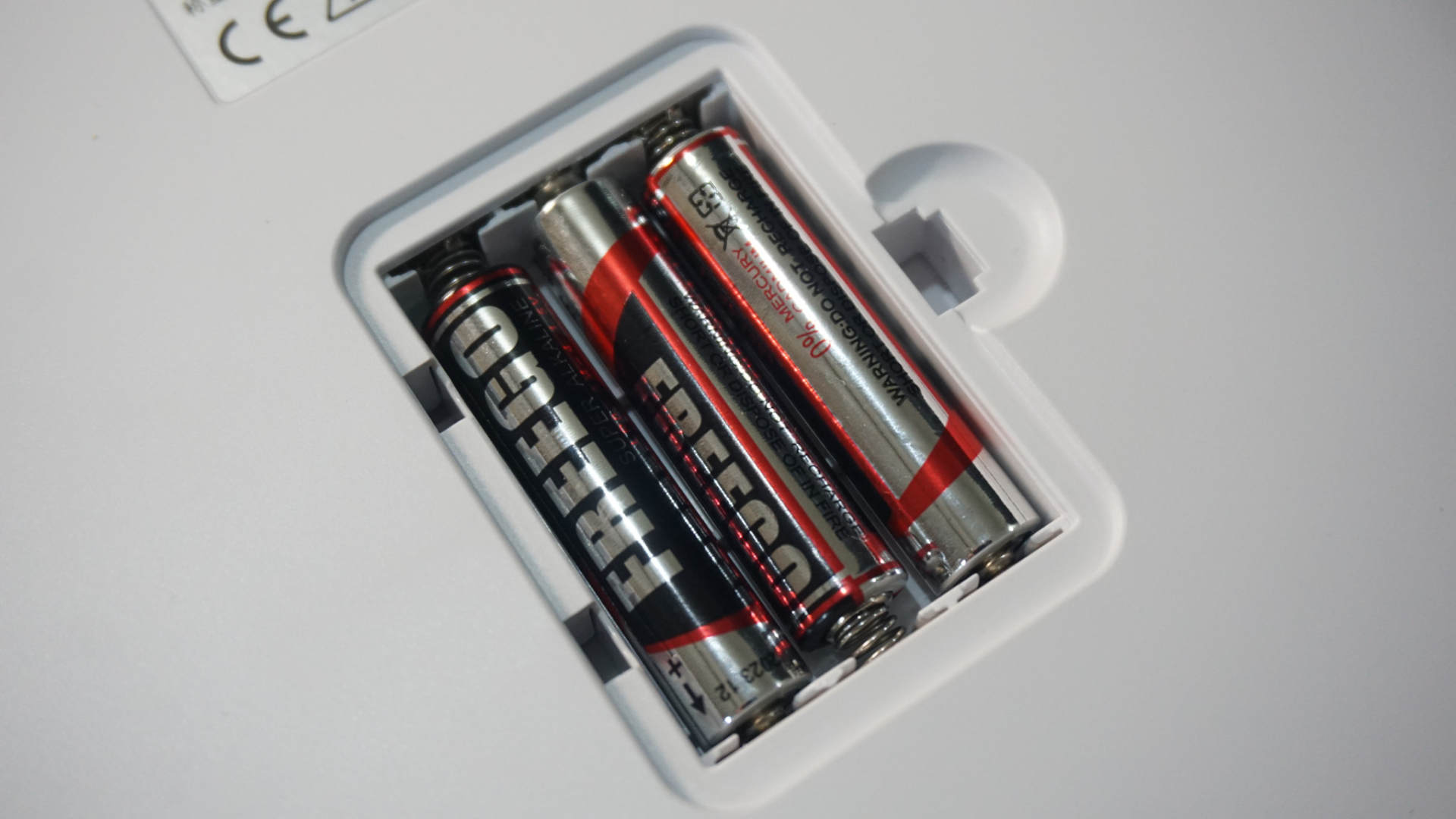 厨房秤也玩黑科技，除了称重，还能分析热量和营养成分