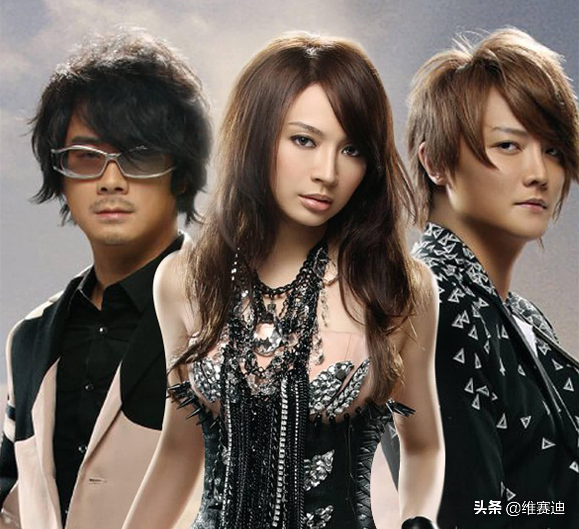 飞儿乐队为什么散了 出过很多的专辑