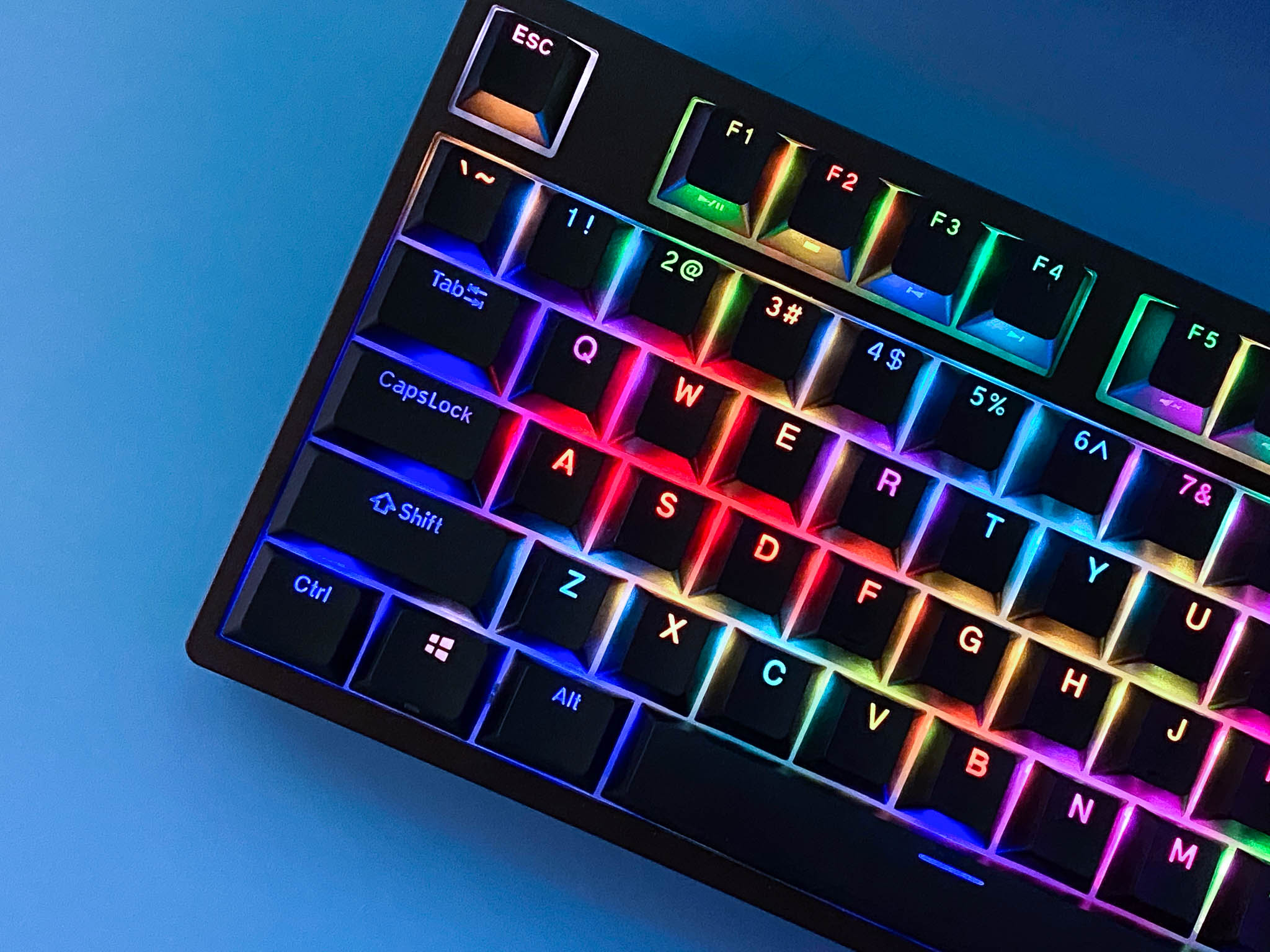 杜伽樱桃茶轴机械键盘rgb 款使用对比感受