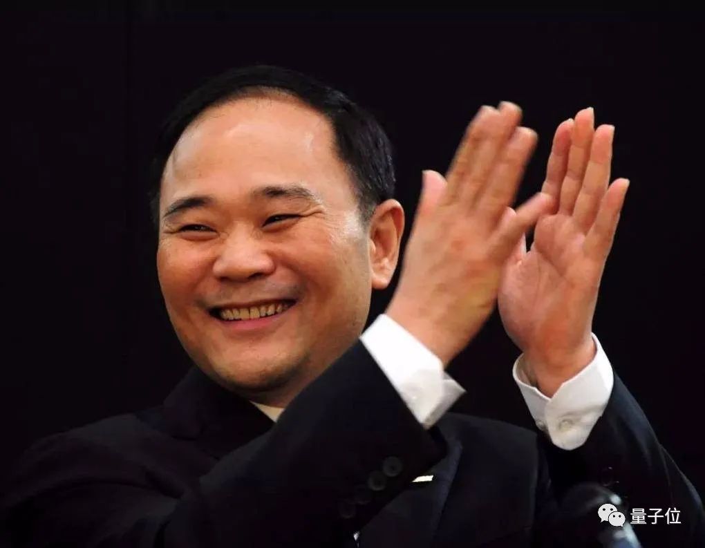 别被吉利的“车企”一面晃了眼