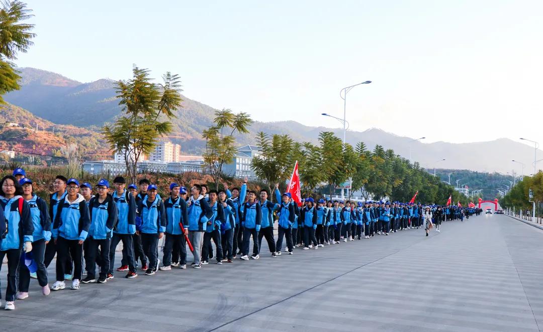 学生为主体｜远足，一场心灵的旅行