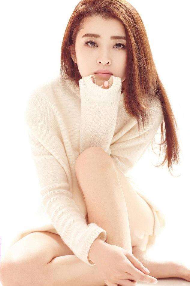 他曾对赵丽颖百般呵护，如今颖宝用一部戏捧红