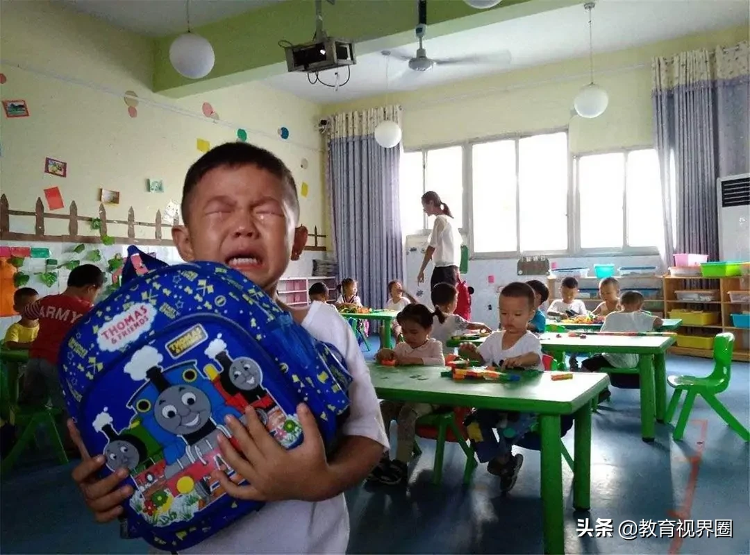 幼儿园的教师到底有多累？在编幼师：幼师有风险，入行需谨慎！