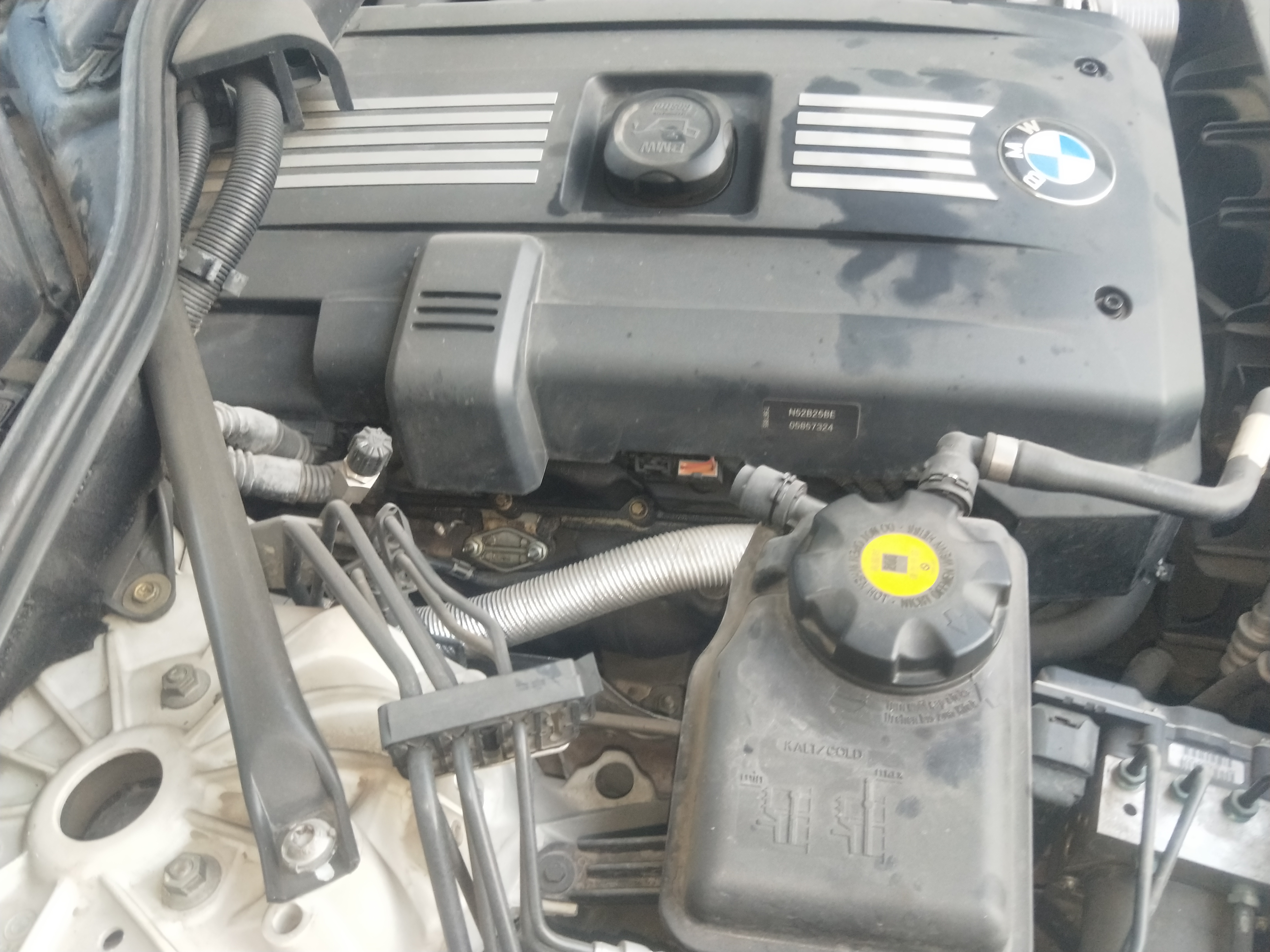 图片[7]_宝马发动机漏油维修 不是所有的漏油就叫通病_5a汽车网