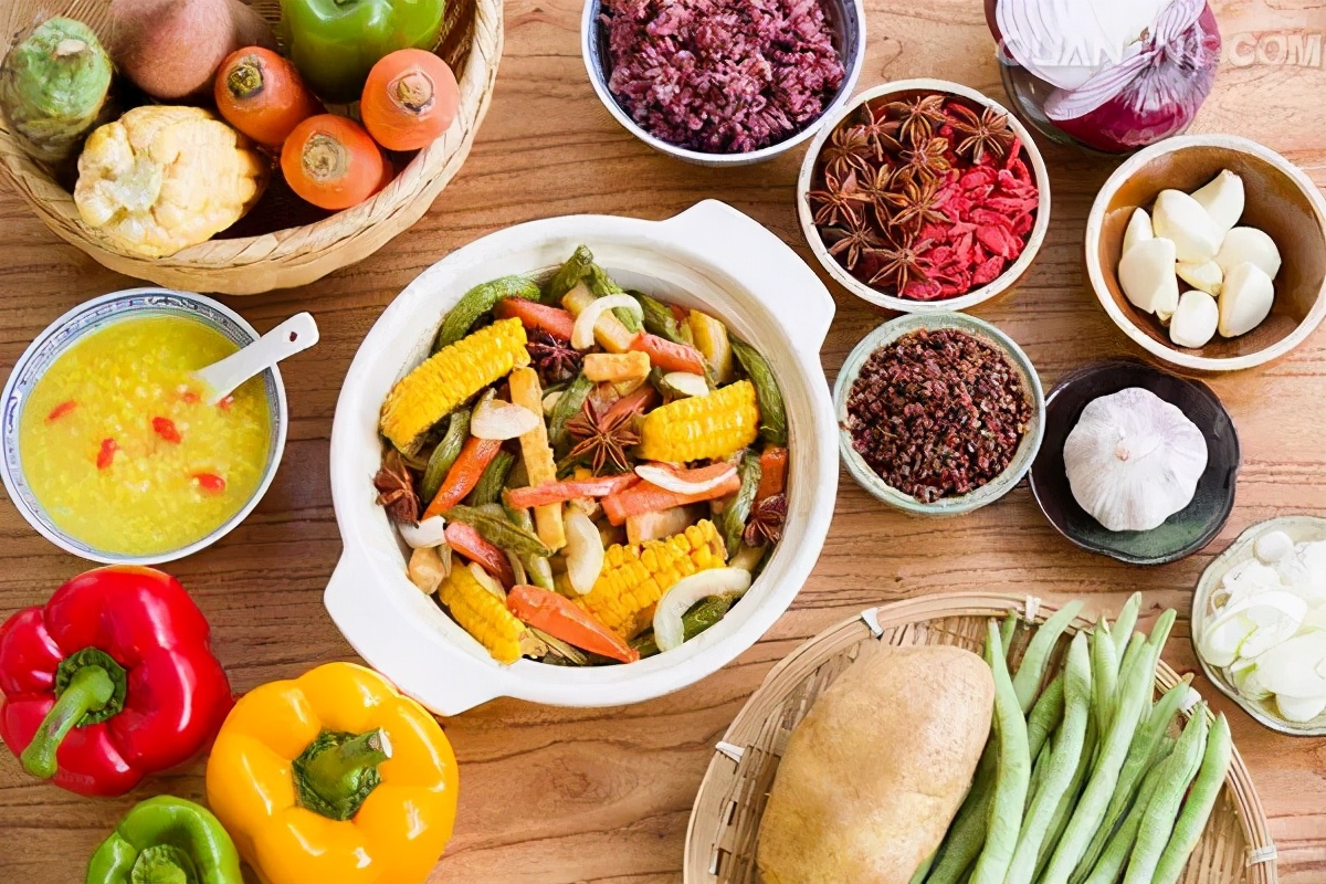 六旬老太化疗之后肿胀难忍经中医调理82岁依然健康如常人