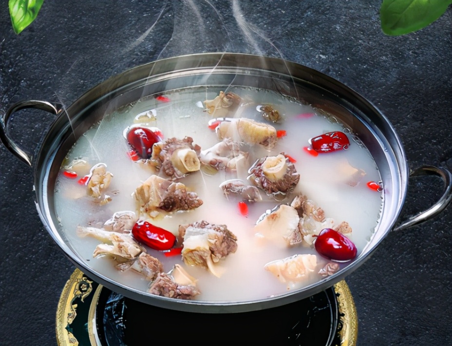 重庆恒大酒店湖畔烤全羊 您冬日的最佳选择