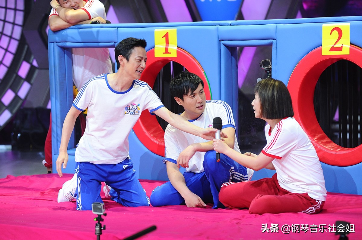 《王牌对王牌》对比《快乐大本营》，5年综艺与23年综艺赢在哪里