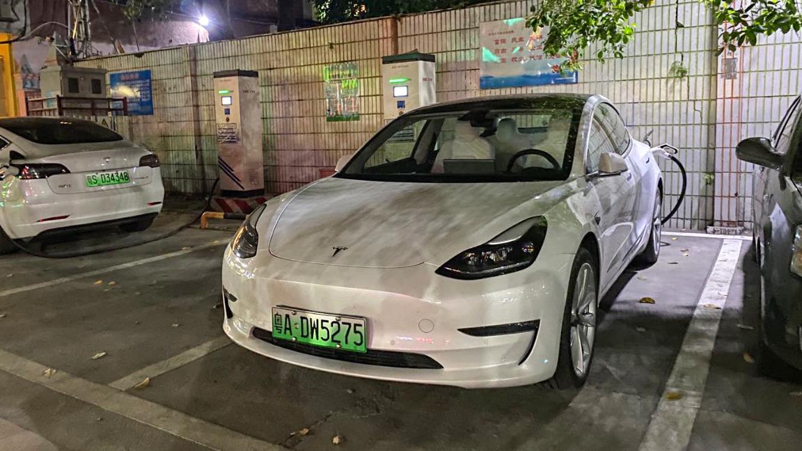 春节开特斯拉Model 3回了趟老家，我发现了这些问题