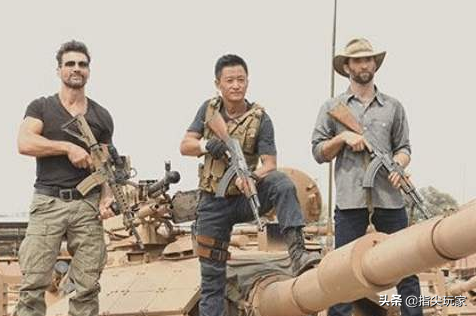 吴京没有军人身份，也没有军权，为什么能借到