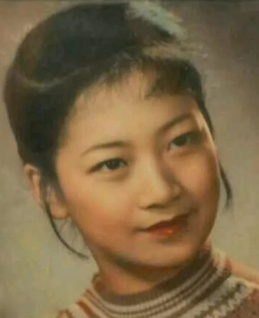 因一场演出，与毛泽东主席结缘，演观音菩萨出