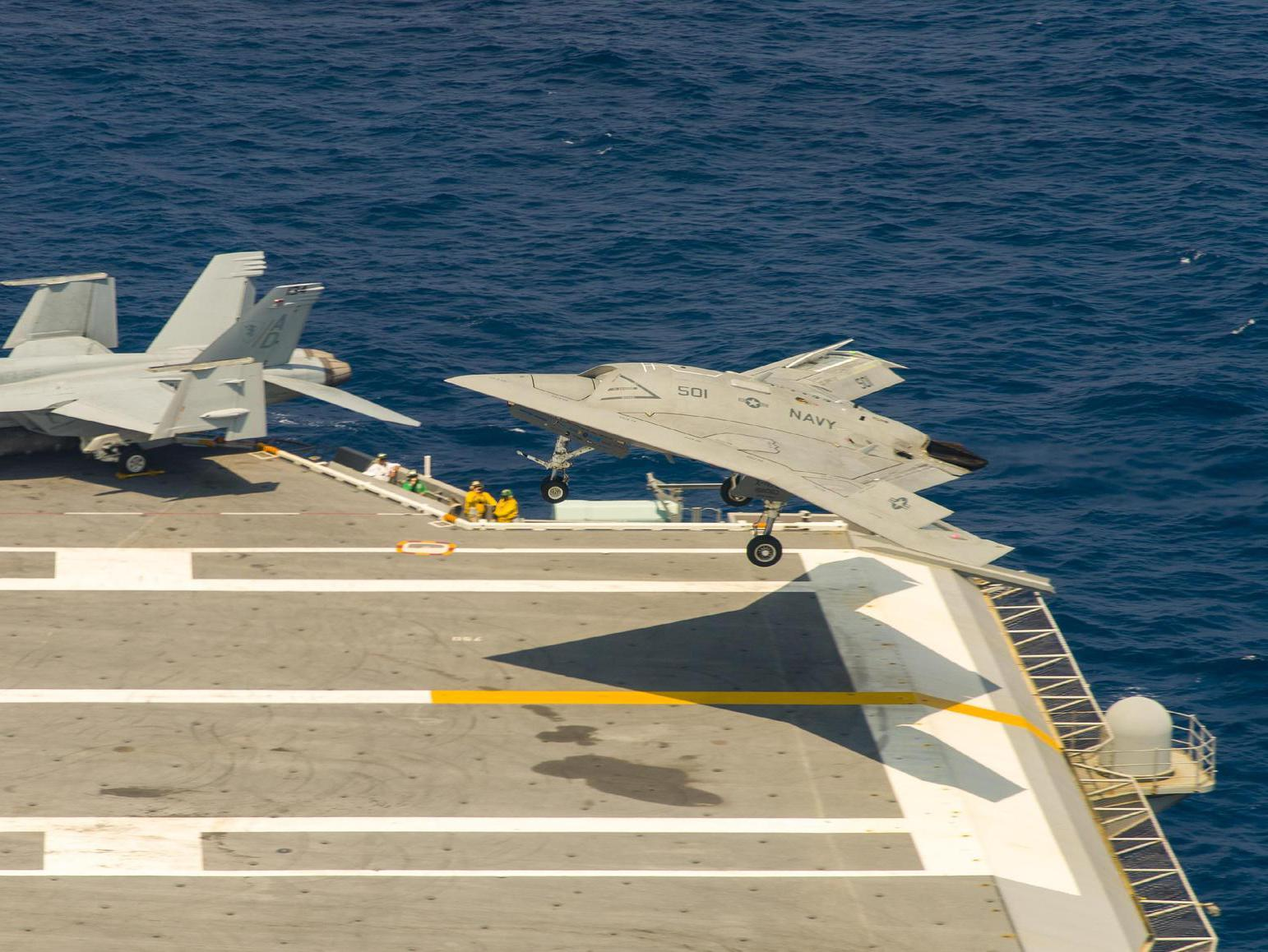 ��ý���й����������ͺ�ĸ�����������Ⱥӡ�ȫ�����һ��