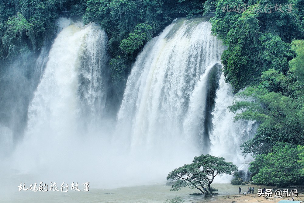 Half of Asia's largest transnational waterfall, half of China, half of Vietnam, the annual water volume is 3 times that of Huangguoshu, which is a wonder