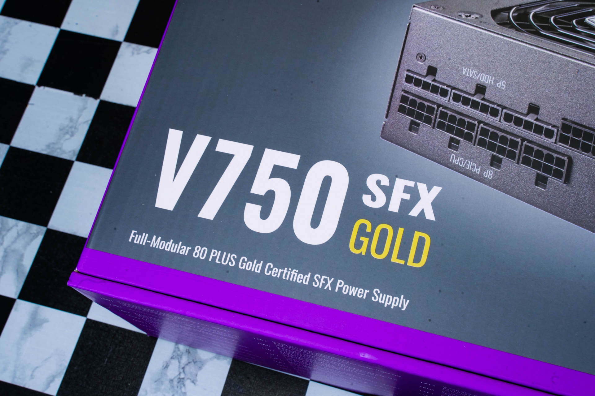 办公电脑也要高颜值，帮闺蜜组装电脑，我自己却爱了