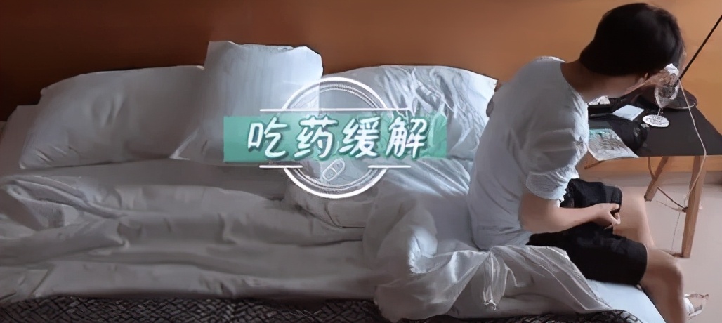 郭麒麟体重曾达196斤，因肥胖产生自卑心理，减下74斤后常年吃药