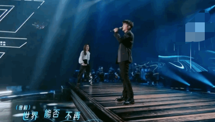 曾毅伤后现身综艺，自嘲挣钱容易，他为什么甘当“背后的男人”？