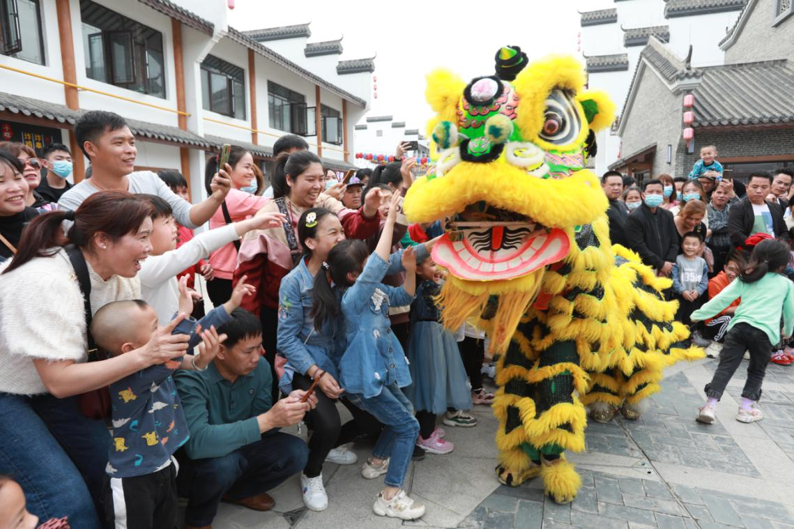 游太平古城，品浓浓年味