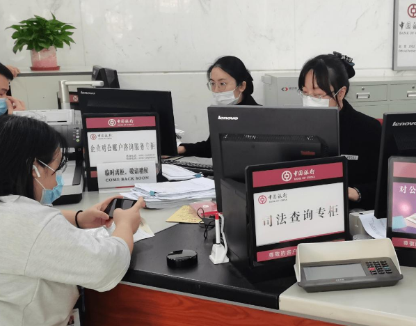 手头有50万，“存银行”还是“买房”？银行高管一番话终于搞懂