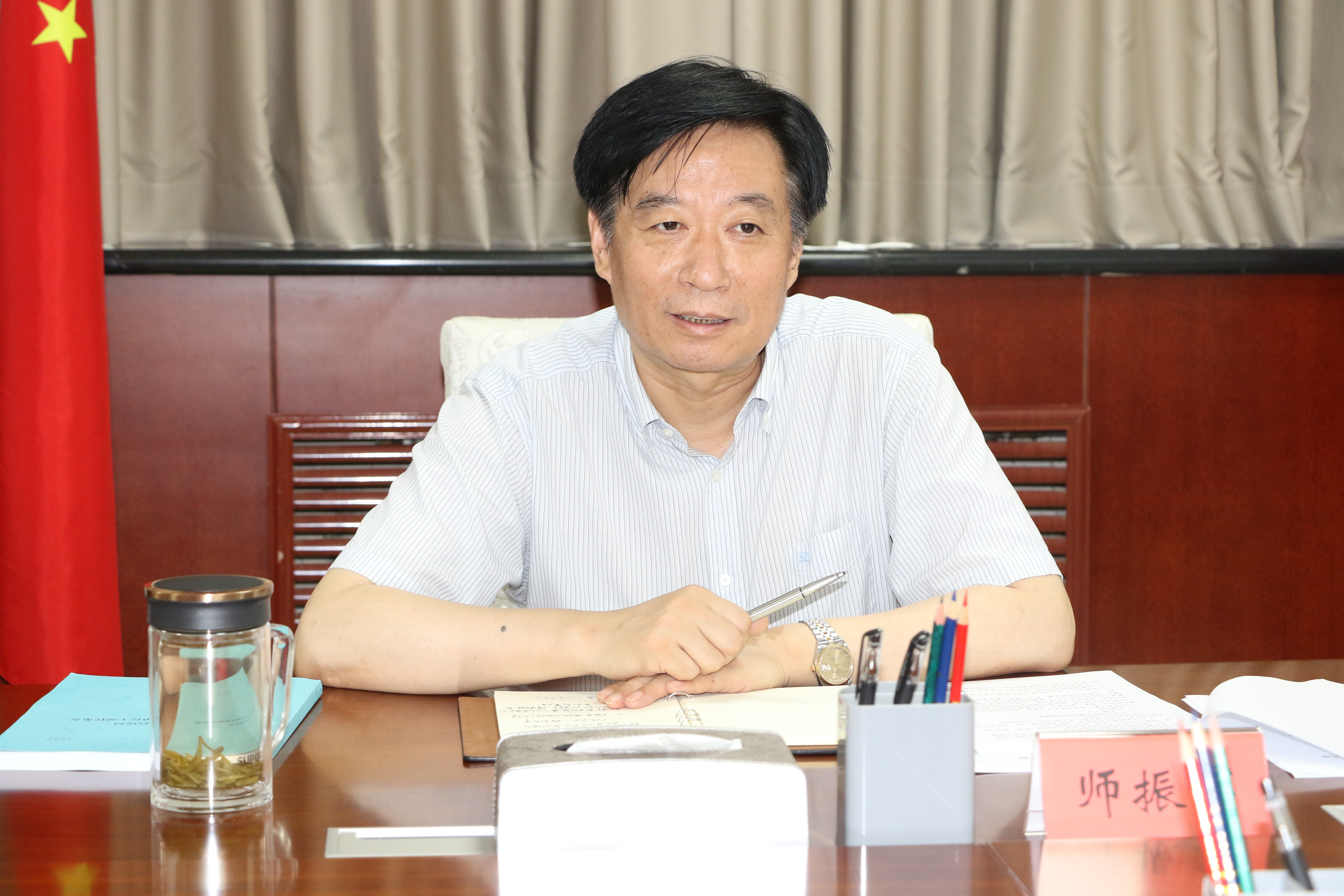 师振军组织召开省信访局各处（室）、信息中心座谈会