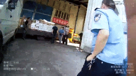 看了这个，嘴里的菜突然不咸了...