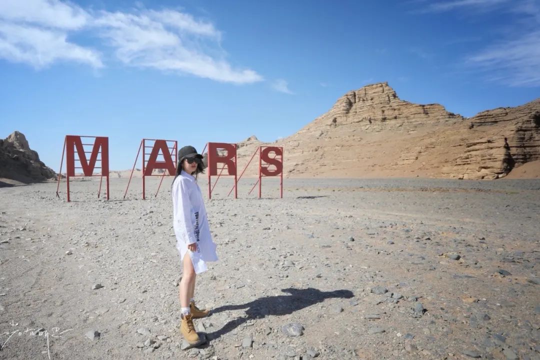 Self-driving Xinjiang Dahaidao No Man’s Land, deep into Yadan Desert, a rare wonder