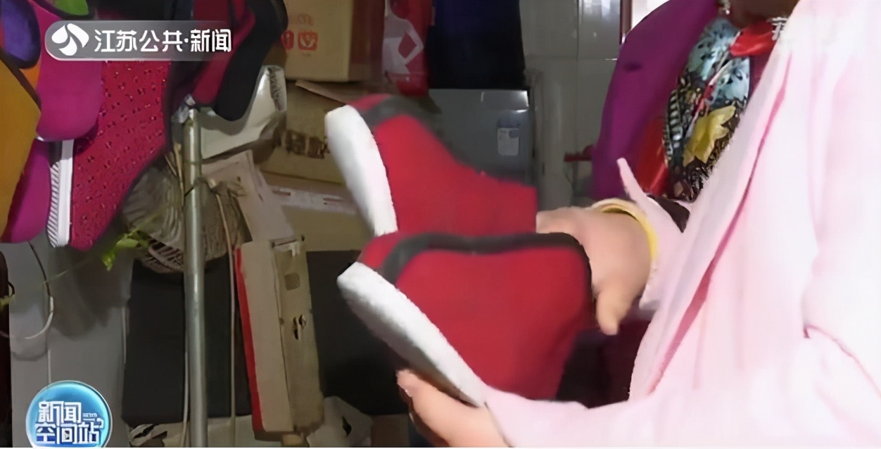 常州有位&ldquo;棉鞋奶奶&rdquo;七年捐出近千双手工老棉鞋