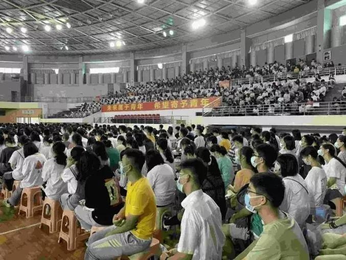 6000余名新生齐诵《大医精诚》！看看这些中医药高校开学典礼的精彩瞬间