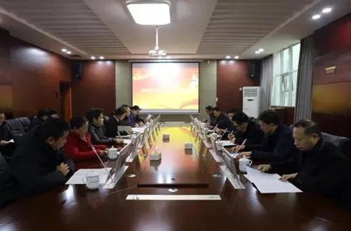 代表委员进法院 阳光司法零距离
