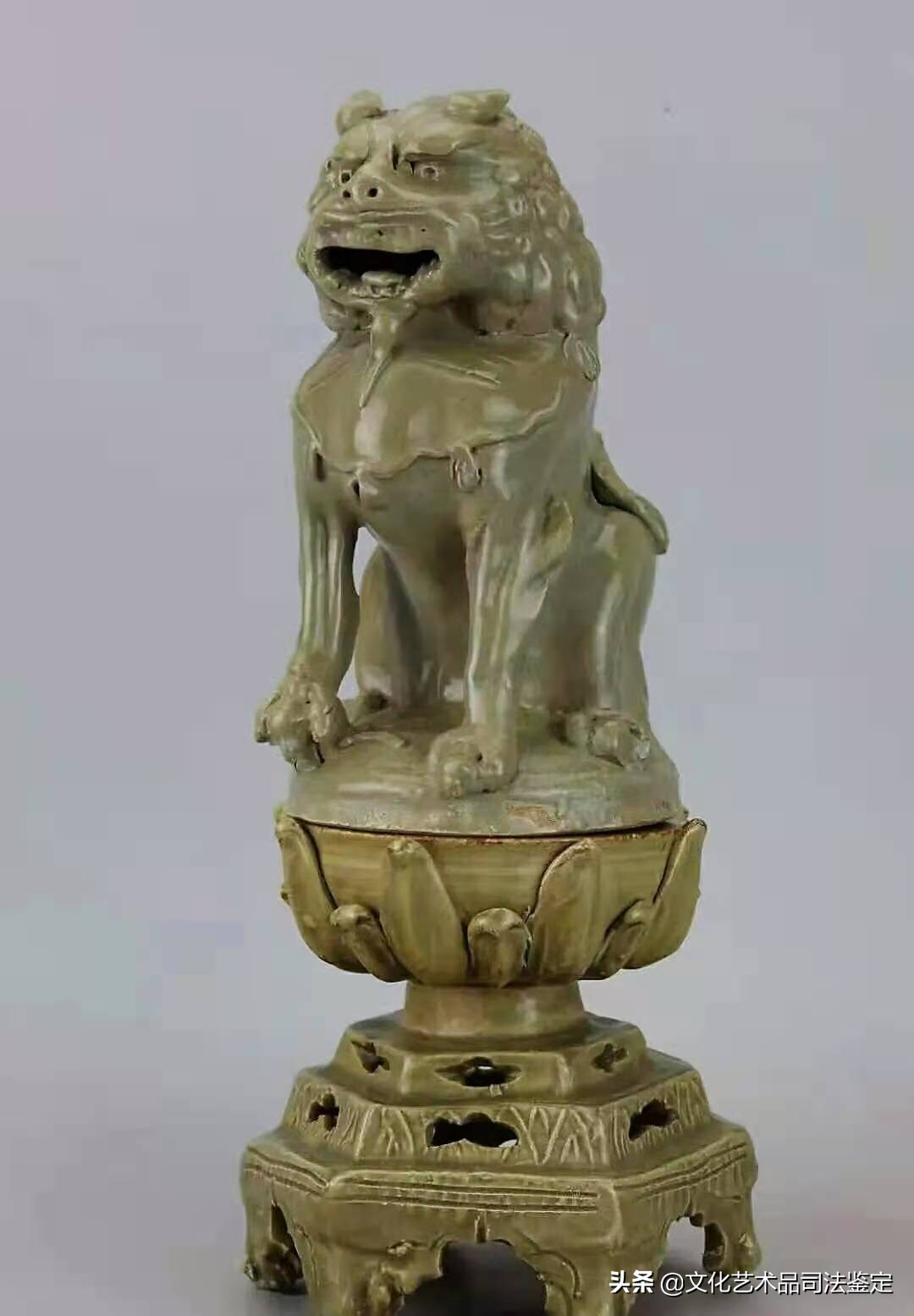 古画中的狻猊钮盖熏炉在西安出土——罕见耀州窑青釉瓷器