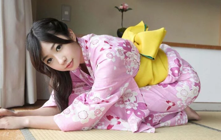 日本天皇娶老婆，除了外表漂亮，还有一个奇怪的要求，让人不解
