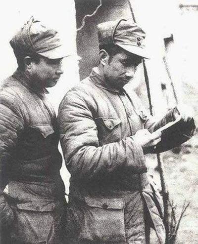 粟裕率领部队挺进江南，一支土匪挡道，粟裕和