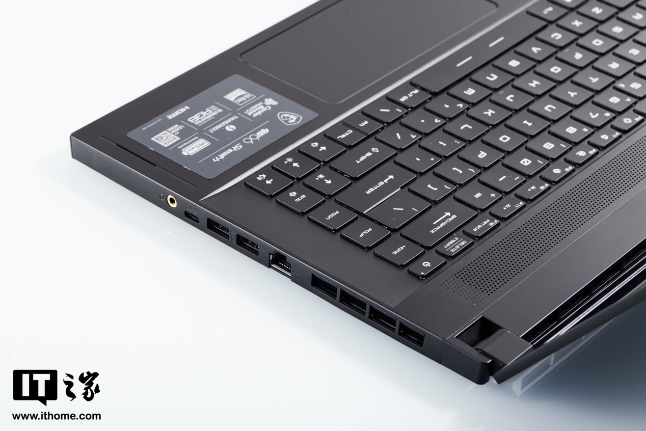 至轻至薄的游戏笔电，微星绝影 2 GS66 体验评测