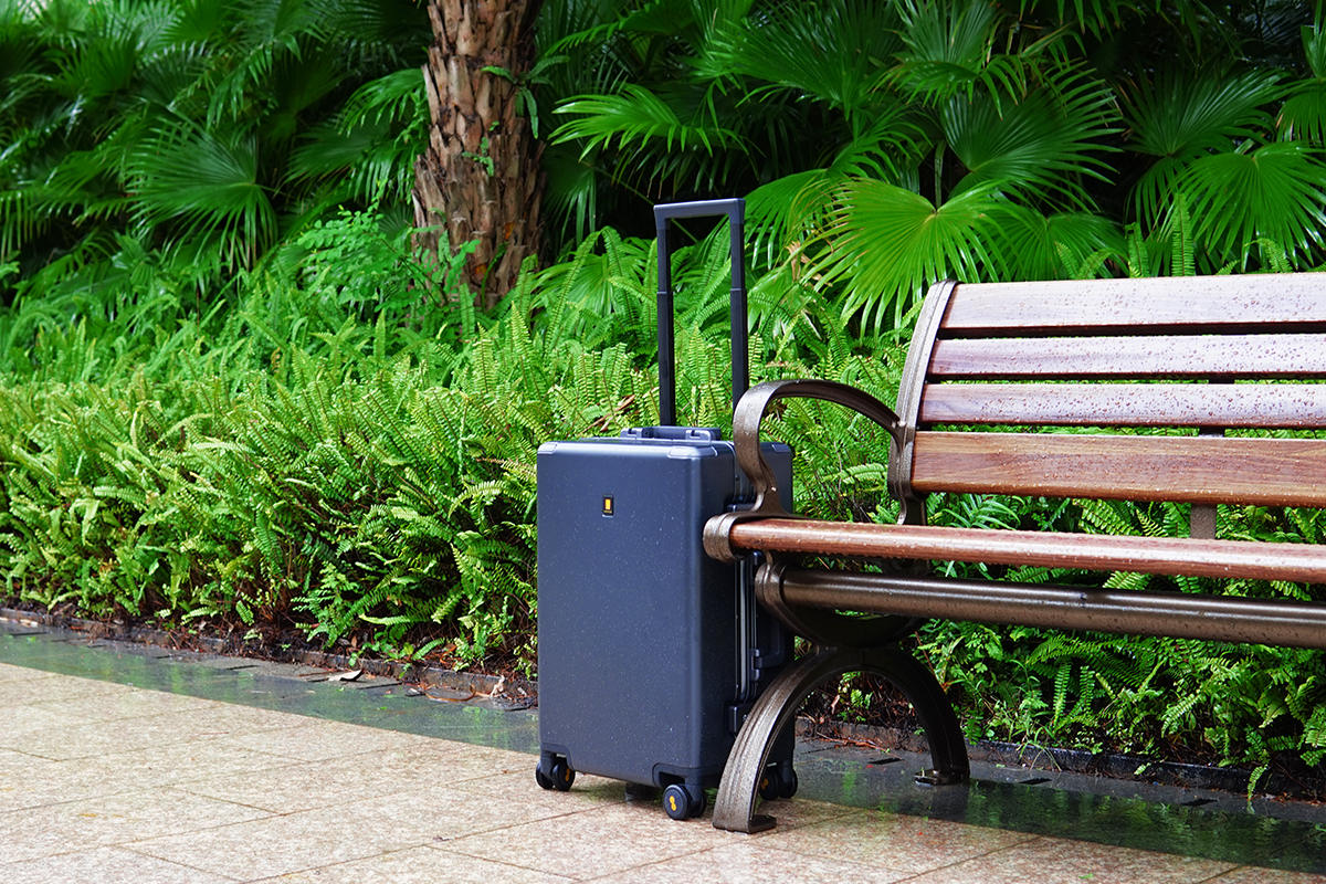 地平线8号POWER行李箱，恰到好处的高级感