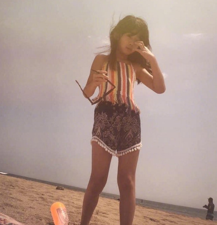 曹华恩已经9岁了，从被吐槽颜值再到如今逆袭，吾家有女初长成