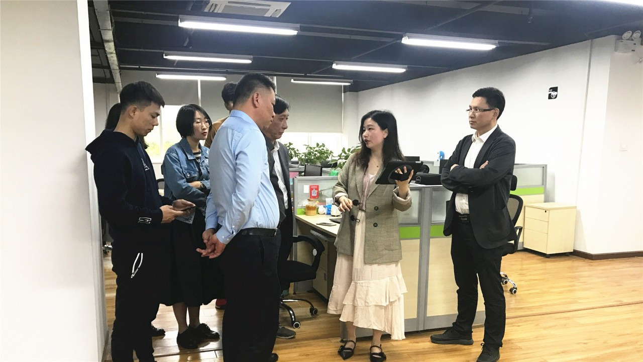 积木易搭：助力平湖市地区人工智能产业发展