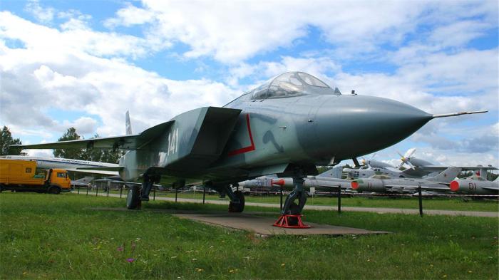 无偿提供发动机，与中国共同研发垂直起降战机