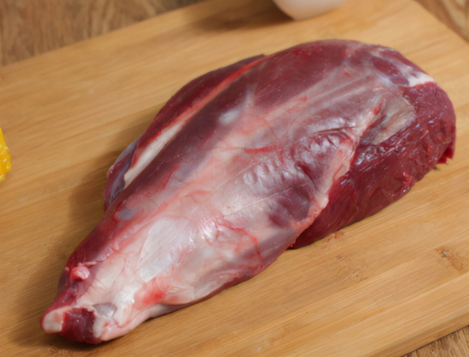图片[2]-酱牛肉的做法步骤图  教你1招酱牛肉不散花-起舞食谱网