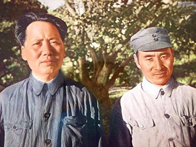 使用済み中国　毛主席と林彪 尽管林彪叛逃折戟荒漠，毛主席还作诗悼念他，爱才惜才之情深得