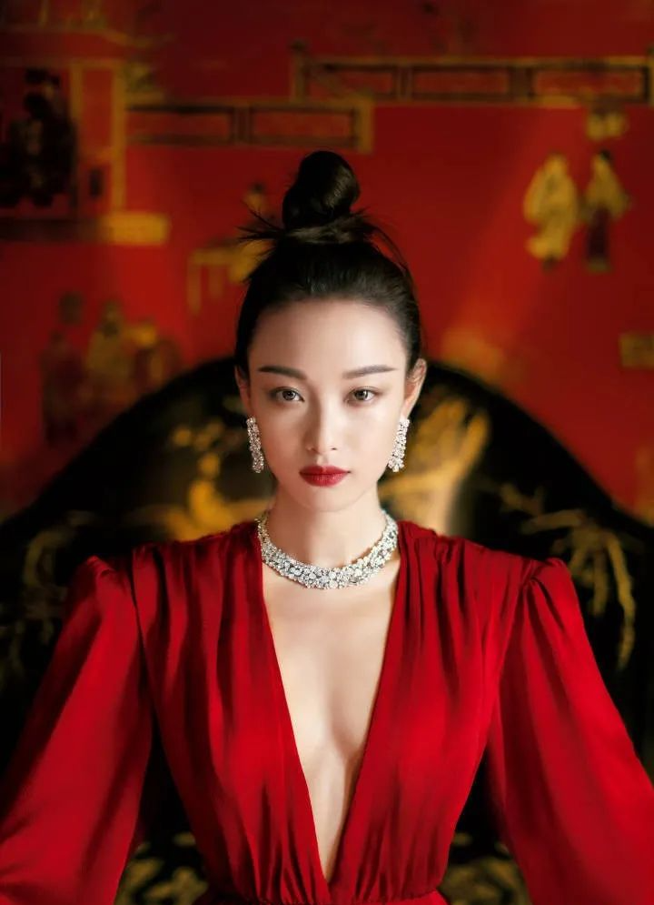Penta提名倪妮,《流金岁月》朱锁锁换个头就翻红了,背后一扒全是黑料