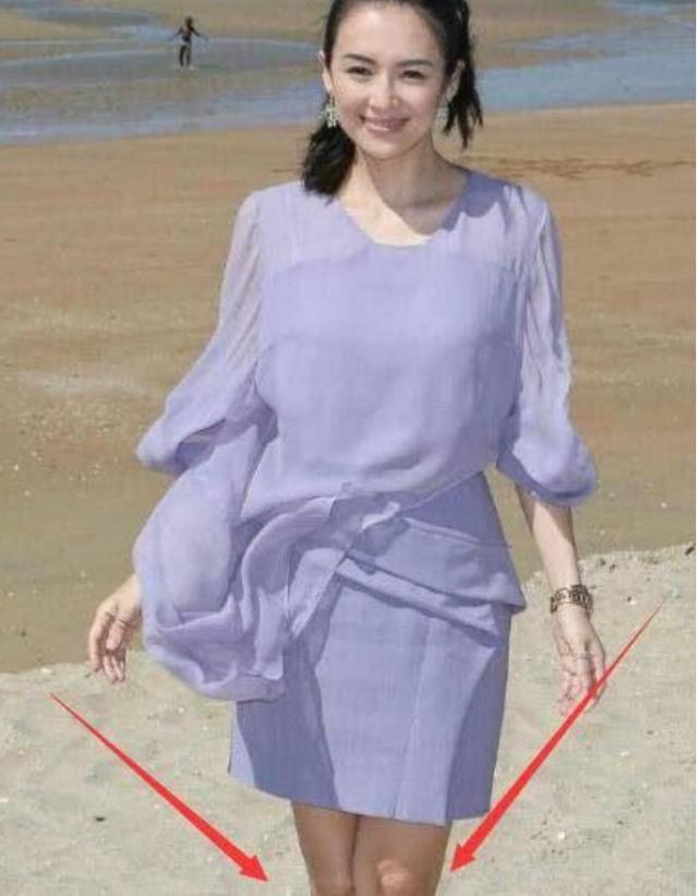 章子怡海滩照曝光, 当镜头照到全身后, 毫无修饰