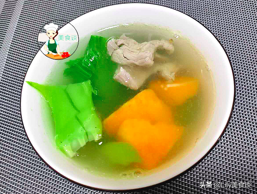 秋天，這道芥菜番薯鹹肉湯，我隔三差五做一次，簡單營養家人愛喝