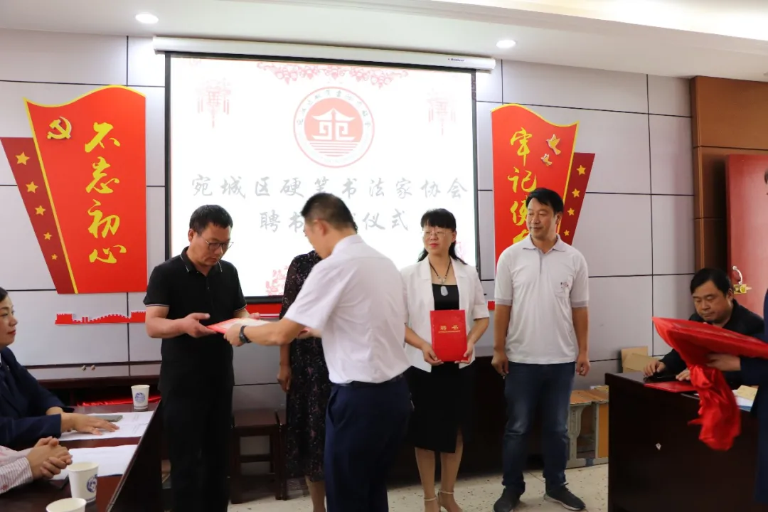 ϲѶ�������Ӳ���鷨��Э�������