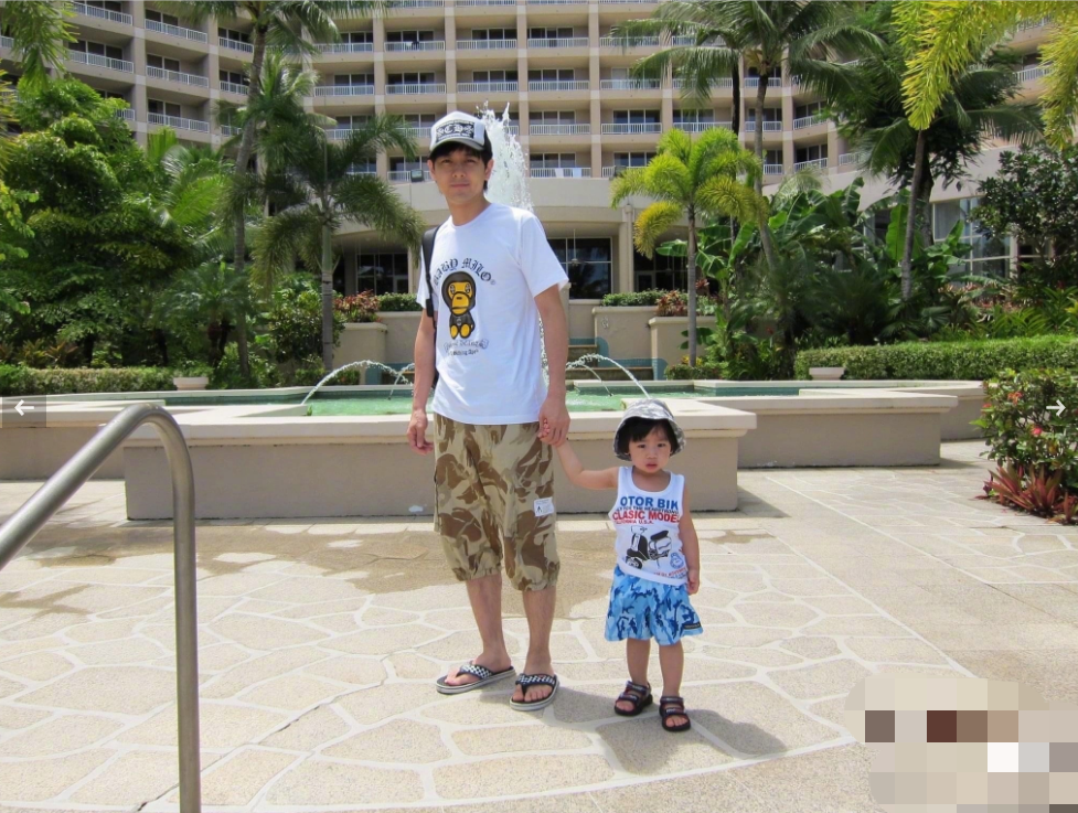 林志颖晒10年前照片，被网友指和现在没差别，而11岁大儿子变化大