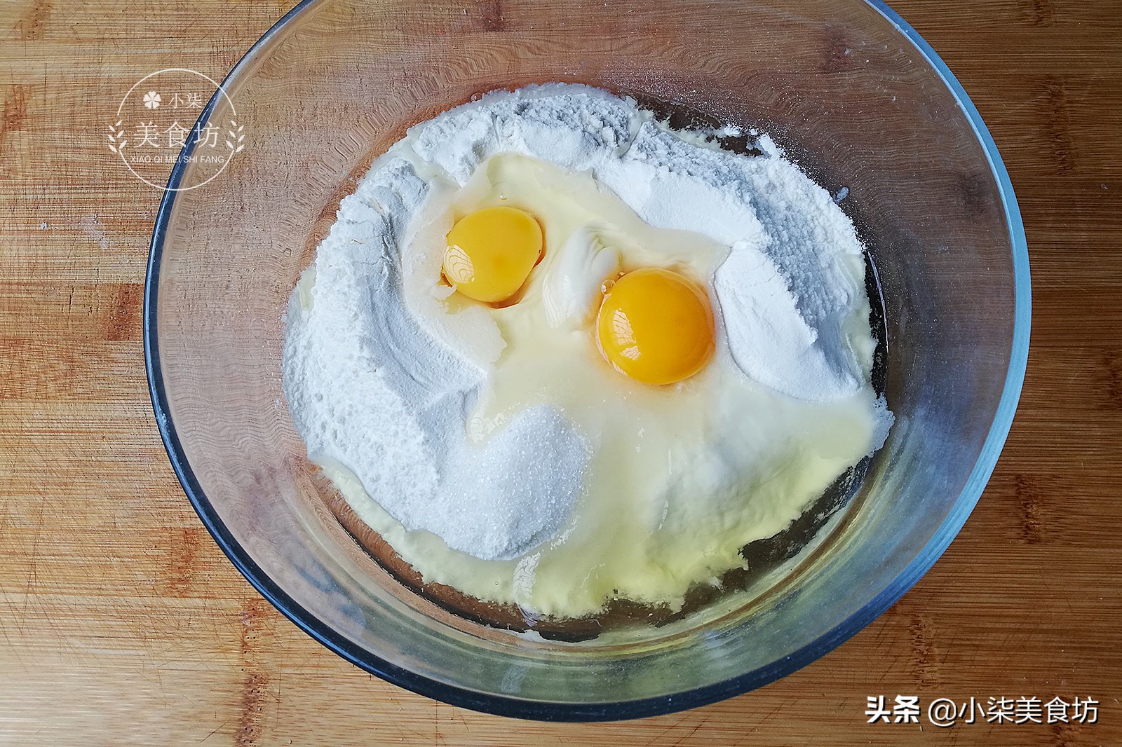 图片[4]-面粉别蒸馒头了 加2个鸡蛋 不用一滴水 不蒸不烤 比面包好吃-起舞食谱网